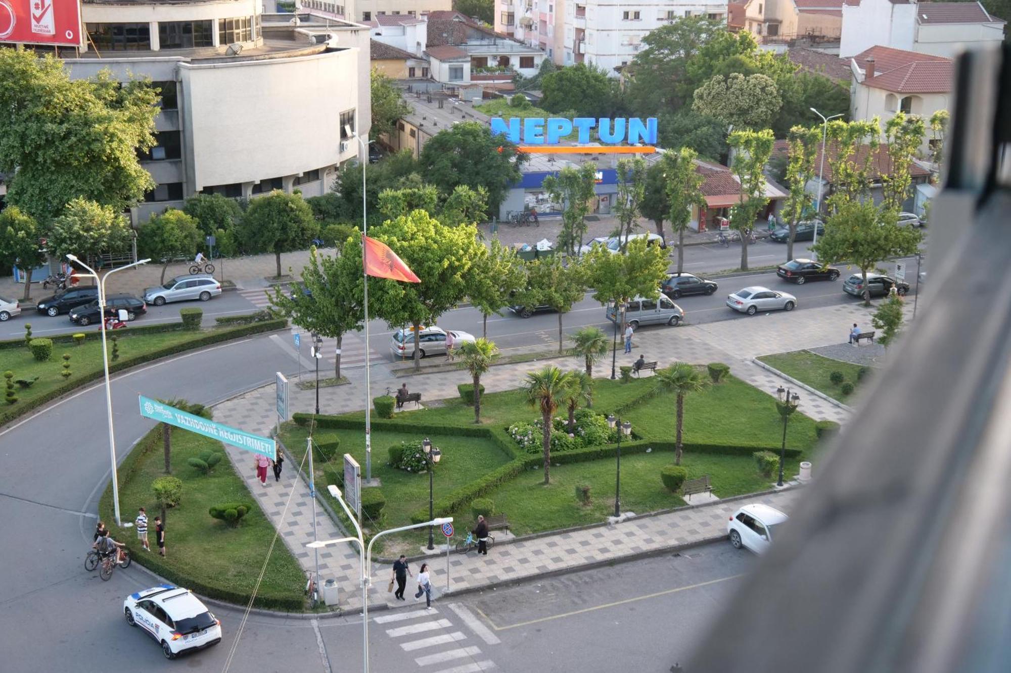 Stay-Five Rooms & Apartments شكودر المظهر الخارجي الصورة